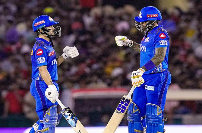 Suryakumar Yadav (right) and Ishan Kishan put up a brilliant batting performance for Mumbai. (PTI)